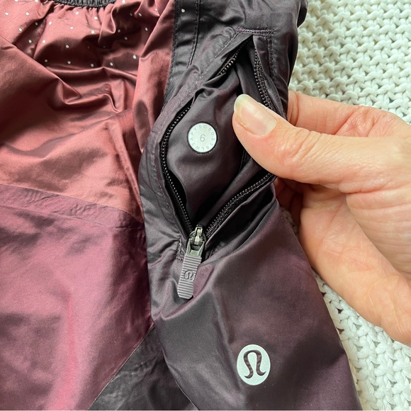 Lululemon Patch Game Short - Picture 9 of 9